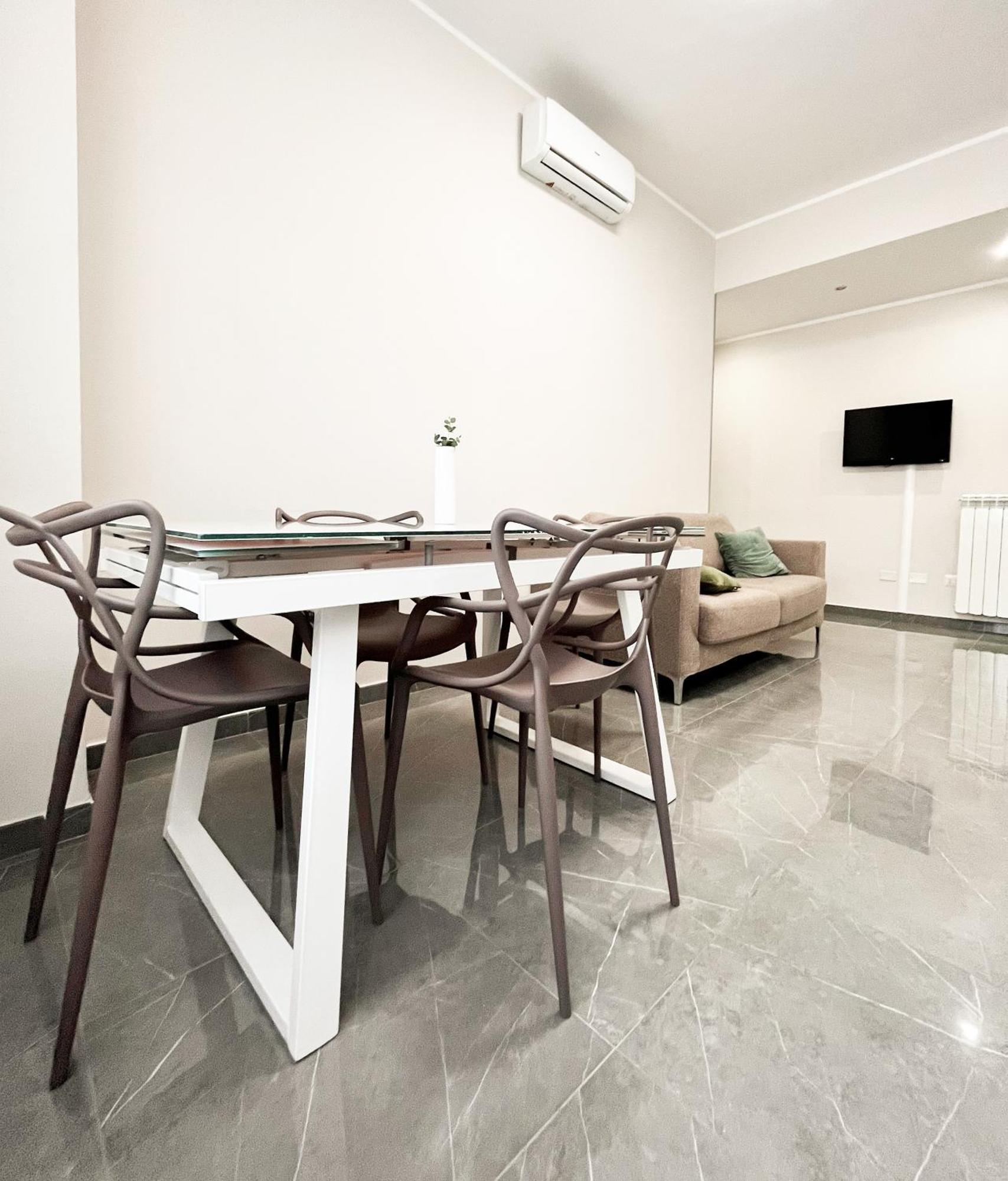 Casa Grande Apartment โครโตเน ภายนอก รูปภาพ